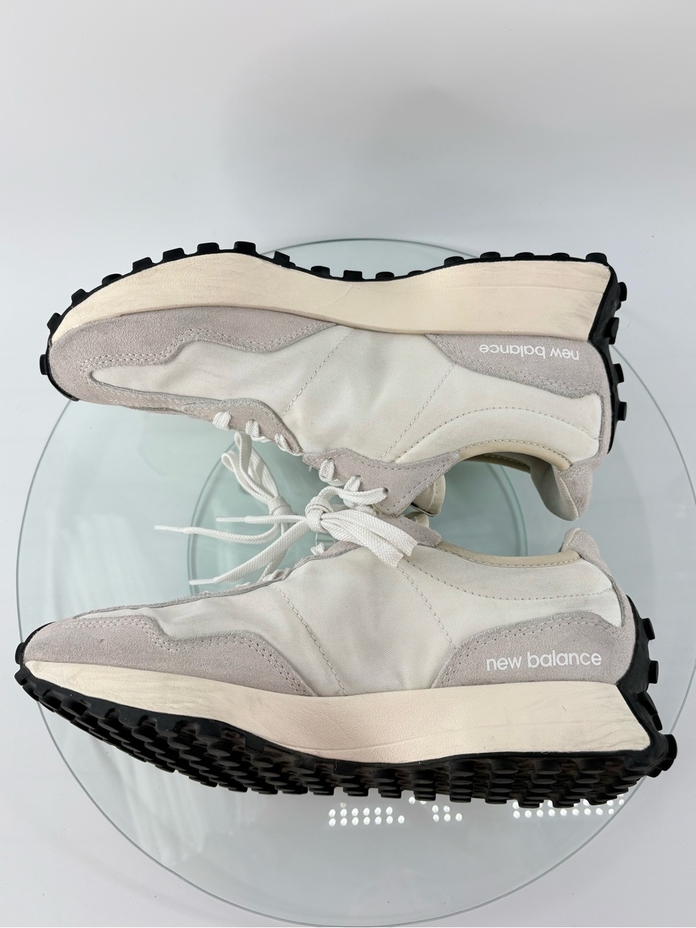 New Balance 327 Sea Salt White Black Sneakers Womens Size 8 Casual Shoes - Picture 10 of 13